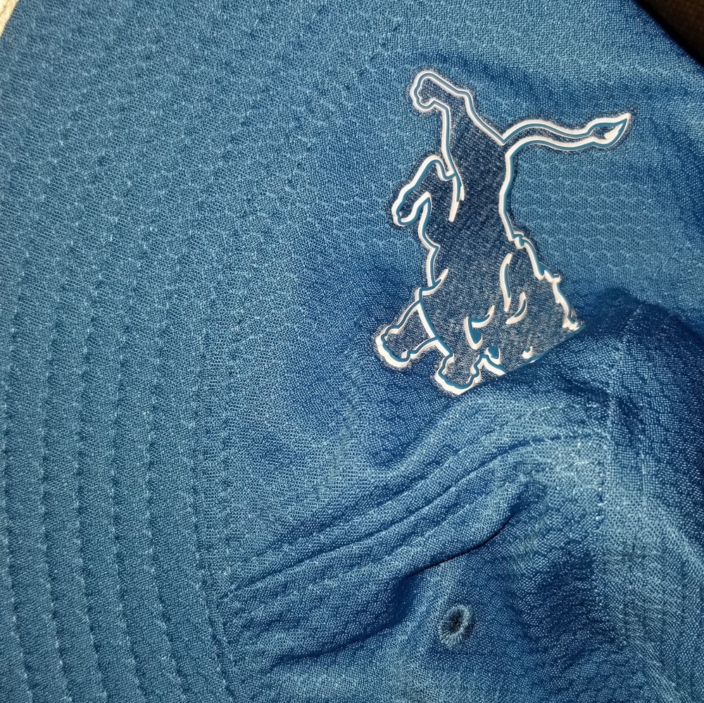 Bucket hat